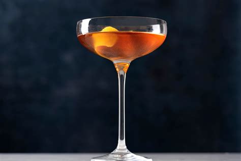 classic martinez cocktail